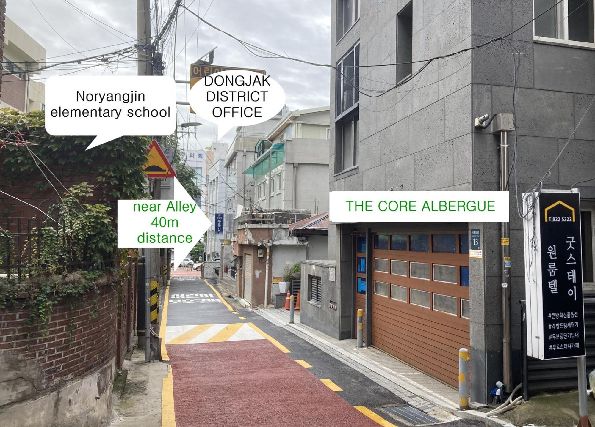 The Core Albergue Seoul Bagian luar foto