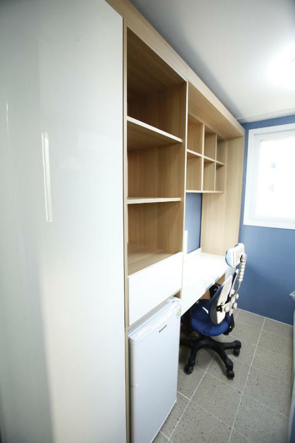 The Core Albergue Seoul Bagian luar foto