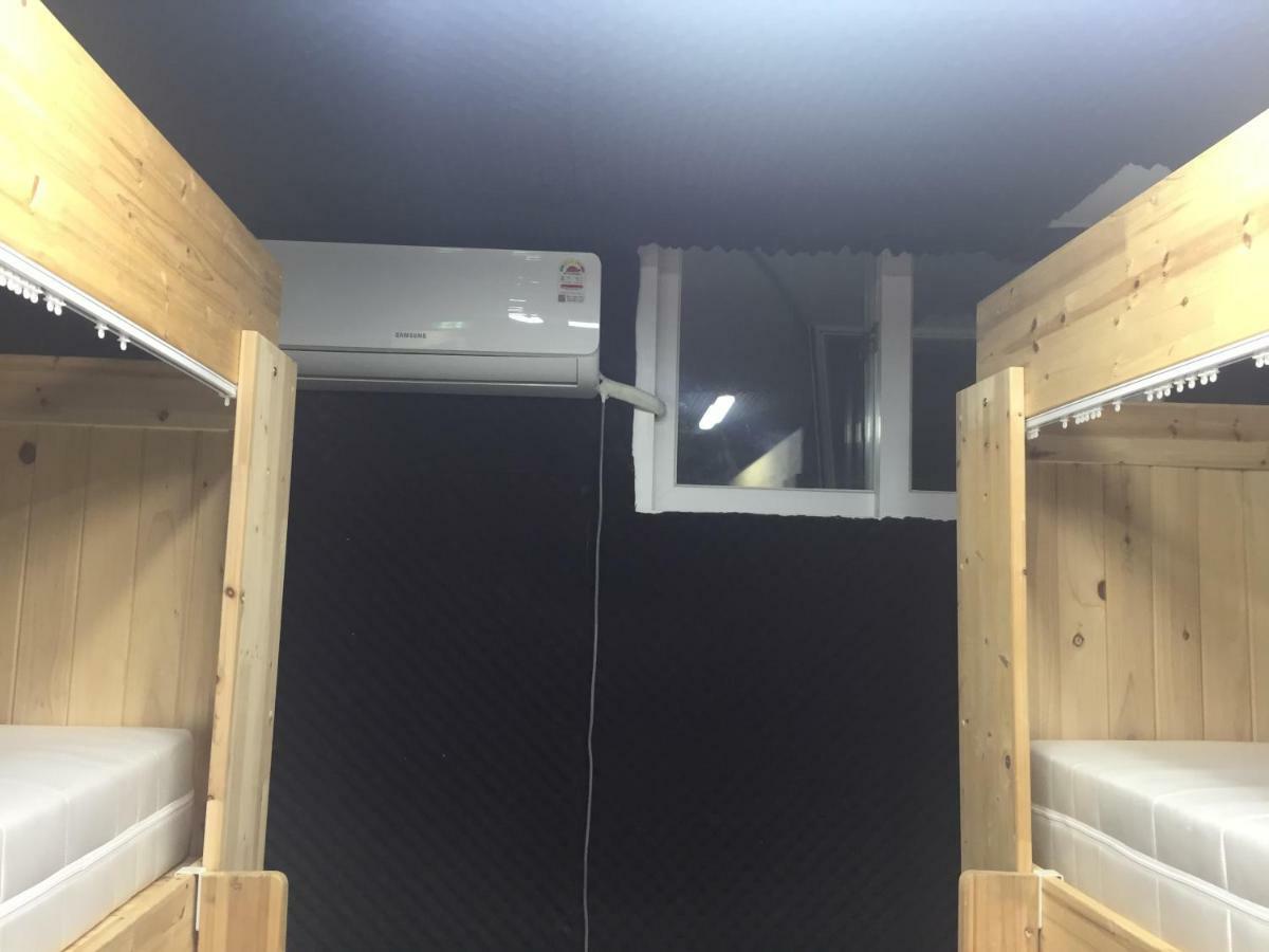 The Core Albergue Seoul Bagian luar foto