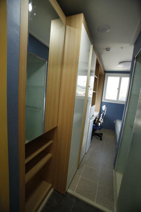 The Core Albergue Seoul Bagian luar foto